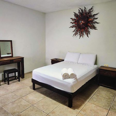 Hotel Sueno Maya Isla Mujeres Exteriör bild